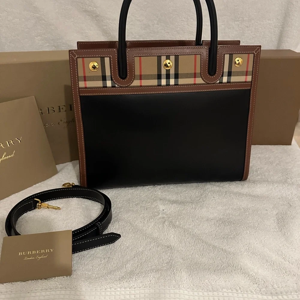 Burberry Tote/shoulder crossbody - Picture 5 of 16